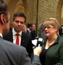 Fra pressekonferansen i Stortingets vandrehall der budsjettforliket ble lagt fram. 