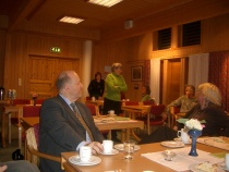 Gina Sigstad under møte med Odd E Dørum i november 2006