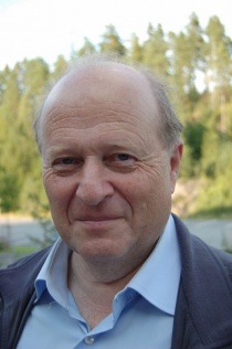  Odd Einar Dørum